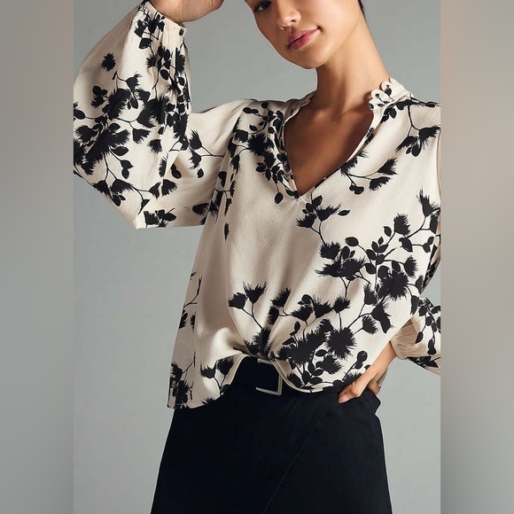 The Odells robin top Floral Black White small revolve $238
Anthropologie chic - Picture 8 of 8